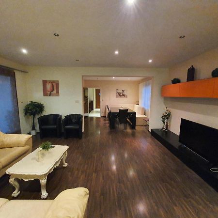 Apartment Bei Hamburg Bis 10 Personen Mit Terasse Und Gartennutzung. Buchholz in der Nordheide Bagian luar foto